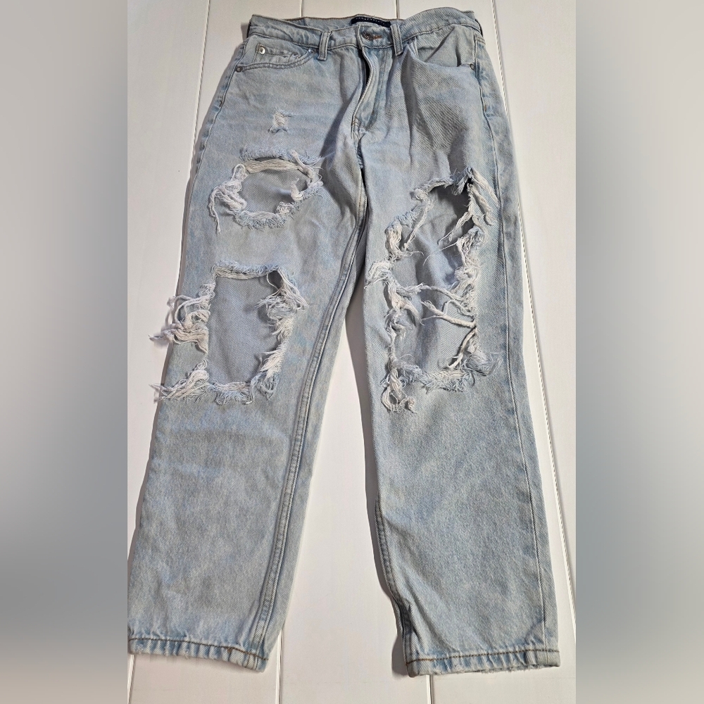 Women's Aeropostale Mom Jean Size: 4